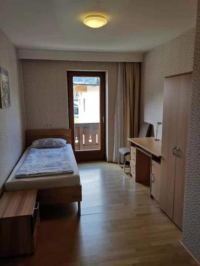 Wei Wei'S Hostel Ehenbichl Eksteriør bilde
