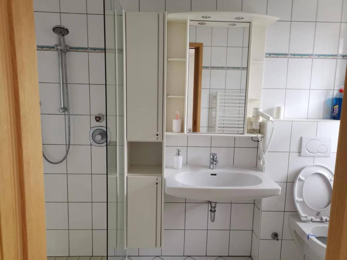 Wei Wei'S Hostel Ehenbichl Eksteriør bilde