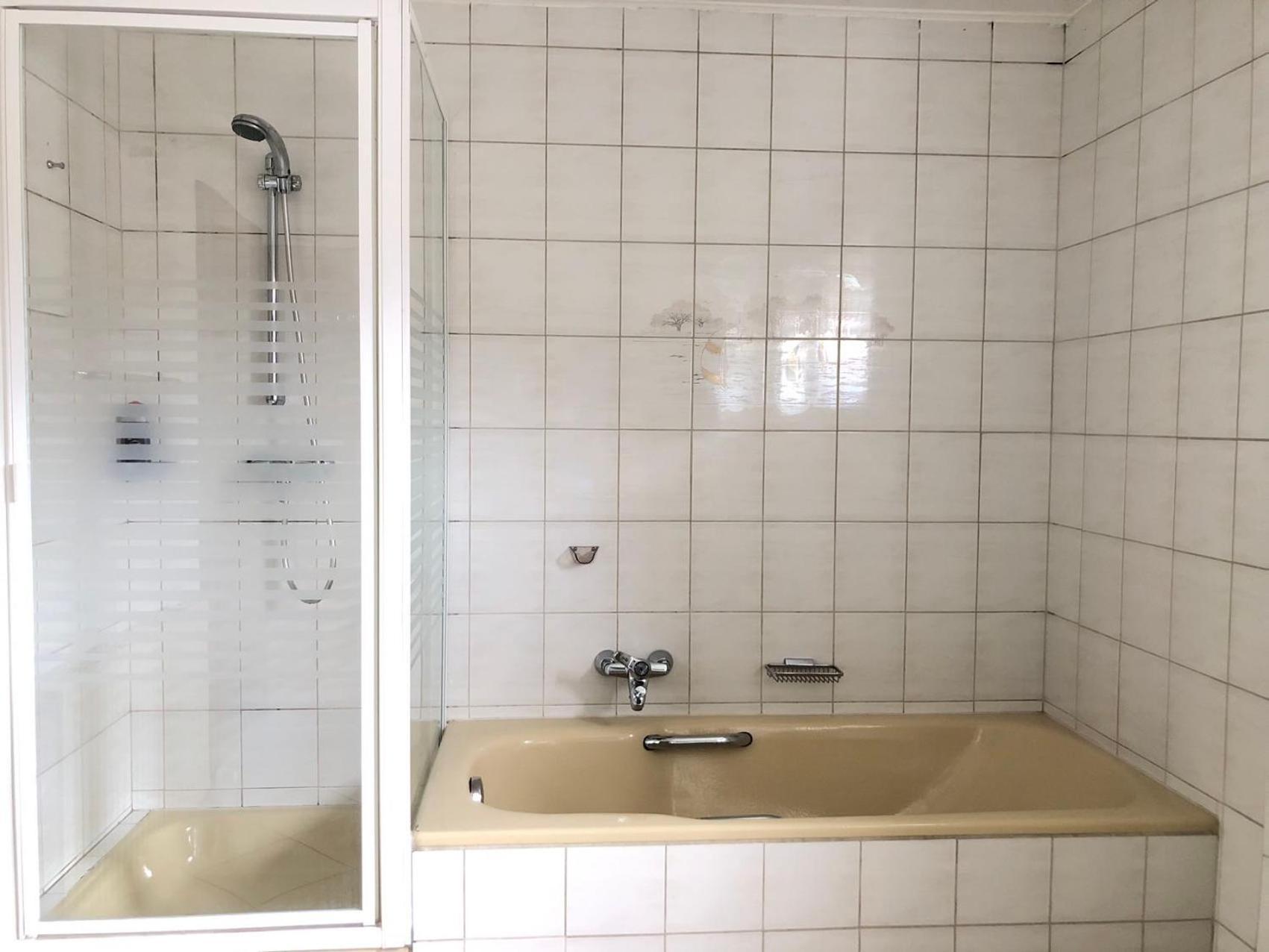 Wei Wei'S Hostel Ehenbichl Eksteriør bilde